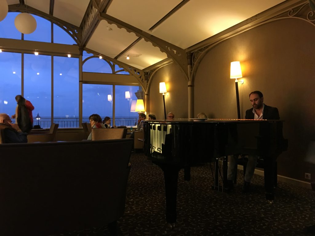 Piano bar Bar de la Passerelle Thermes Marins de Saint Malo 