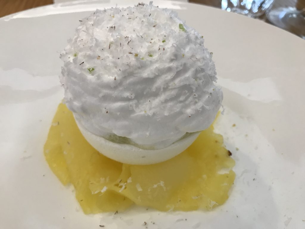 Restaurant du Palais Royal Vacherin citron vert coco ananas vanillé 
